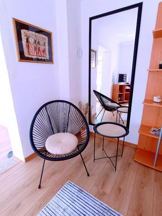 Garden Free Parking Apartment Sarajevo Exterior photo