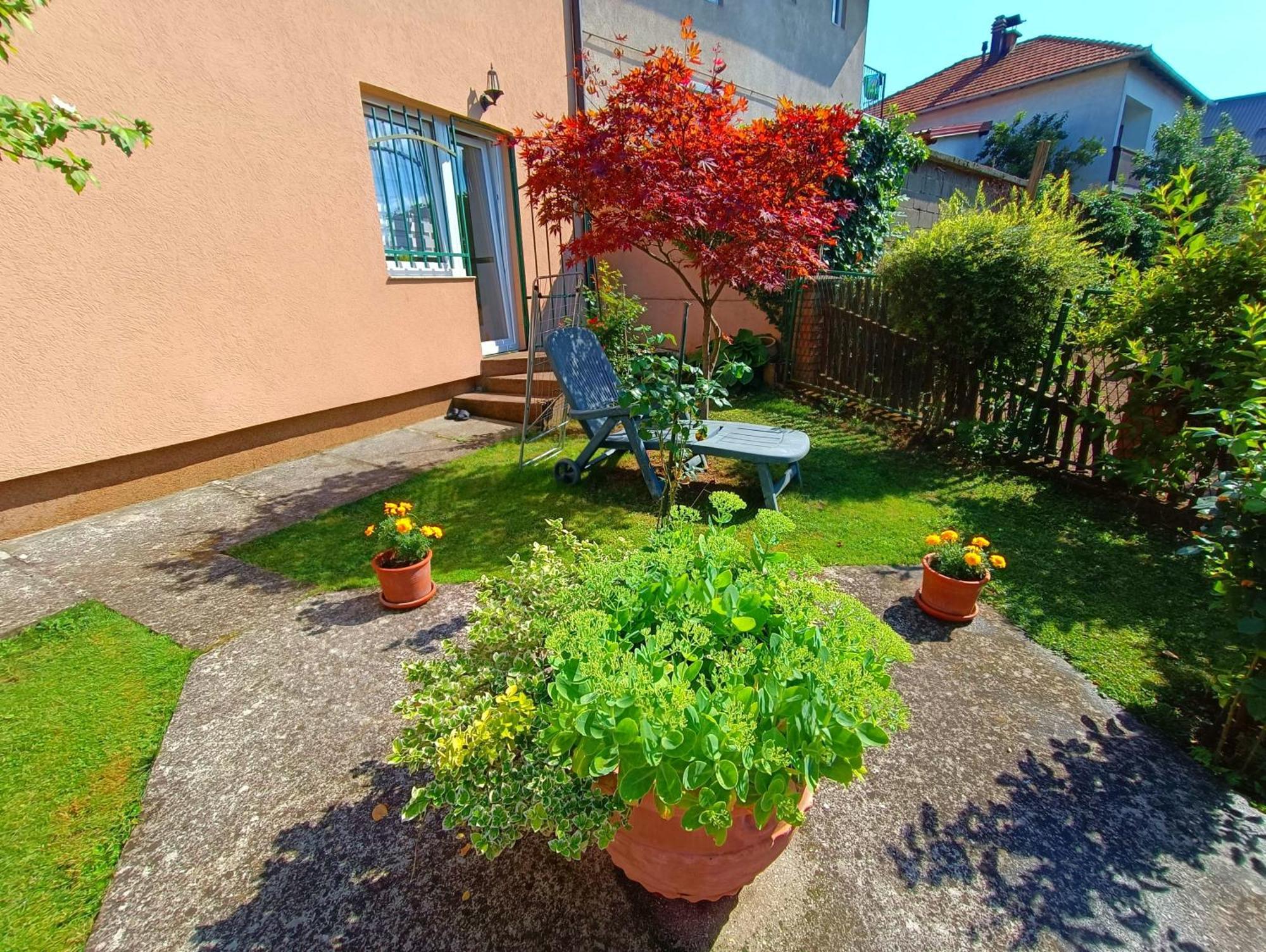 Garden Free Parking Apartment Sarajevo Room photo